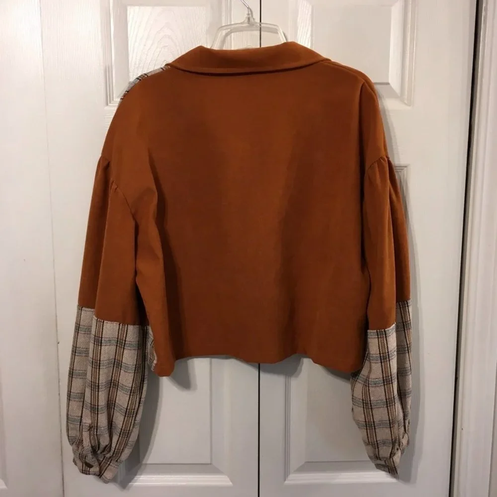 SHEIN Cropped Plaid Flannel - Picture 5 of 8